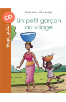 Un petit garçon au village