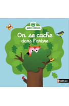 On se cache dans l-arbre